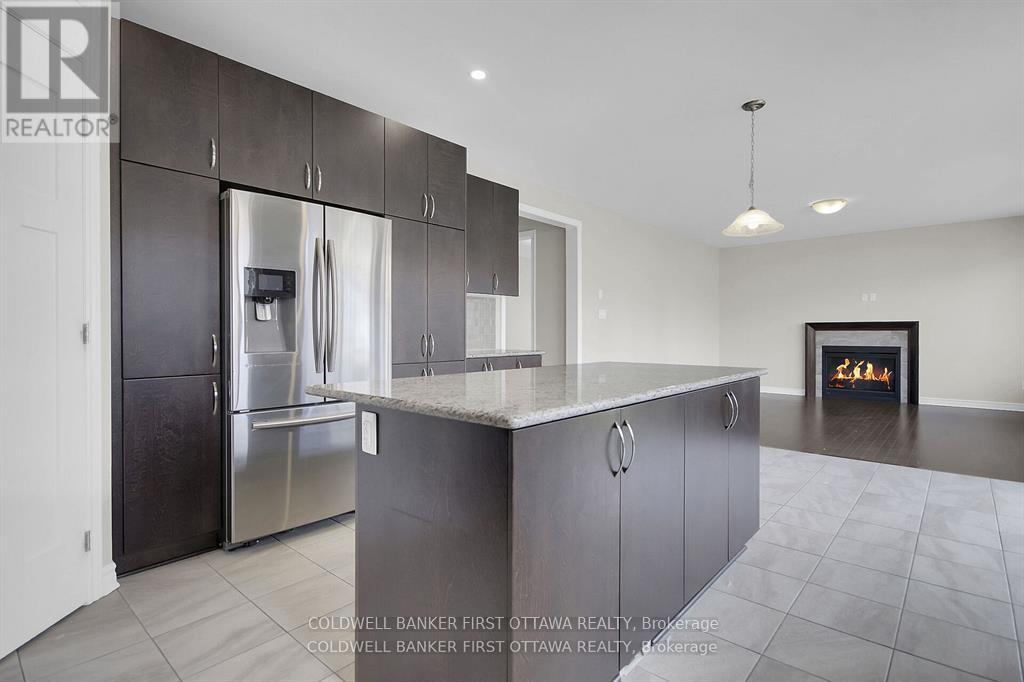 Photo 23 of 620 Sora Way, Ottawa ON