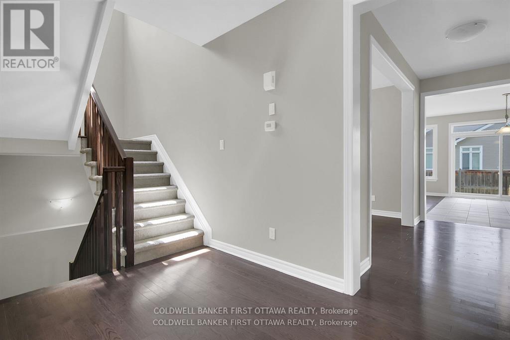 Photo 24 of 620 Sora Way, Ottawa ON