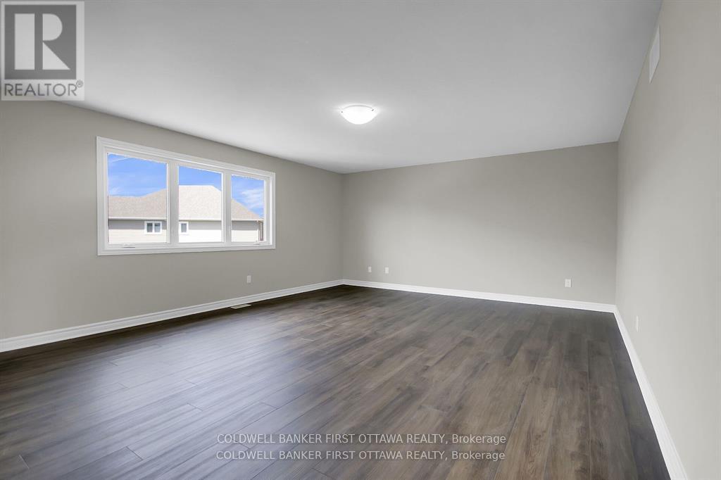 Photo 26 of 620 Sora Way, Ottawa ON