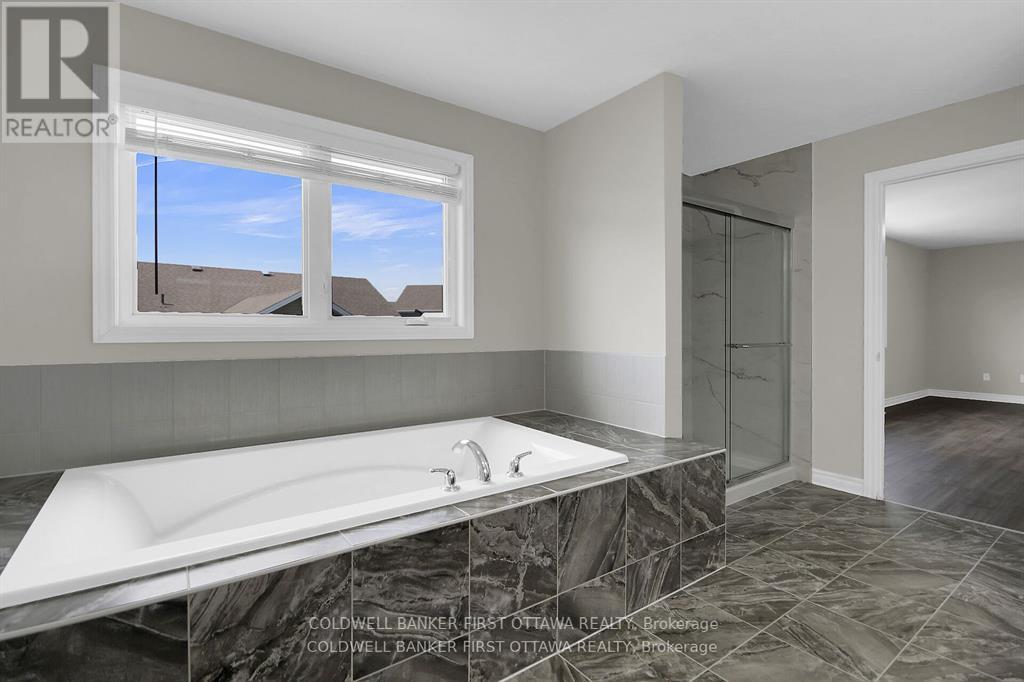Photo 29 of 620 Sora Way, Ottawa ON