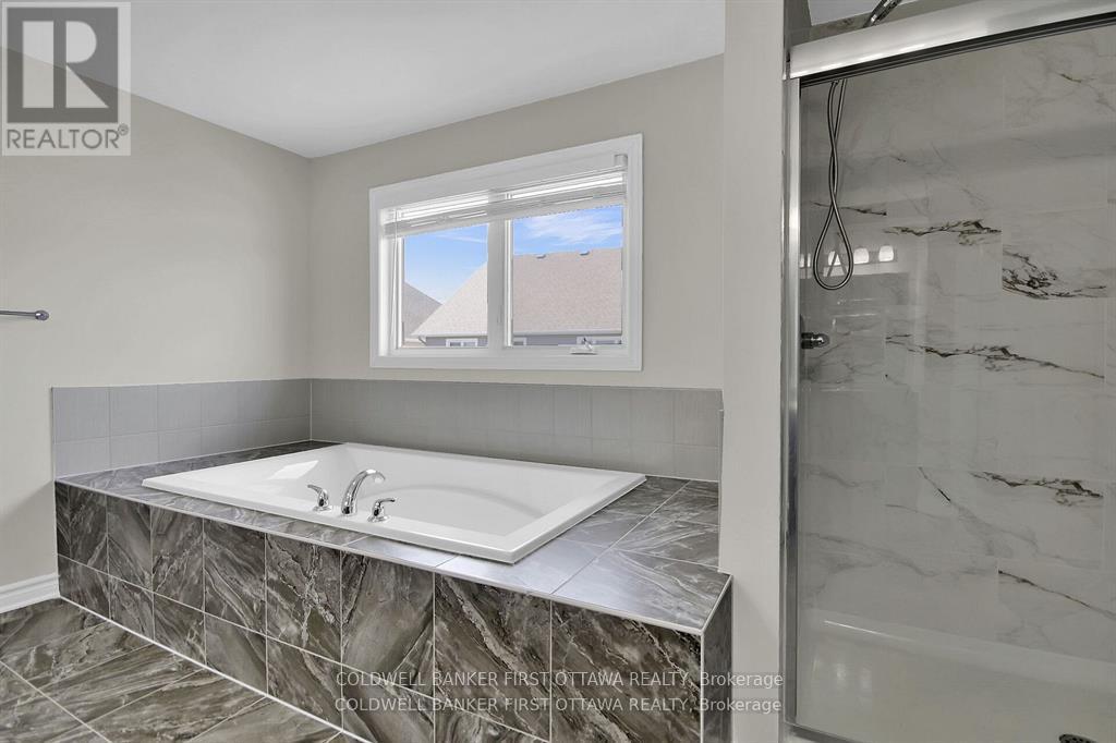 Photo 10 of 620 Sora Way, Ottawa ON