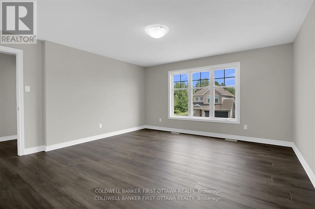 Photo 8 of 620 Sora Way, Ottawa ON