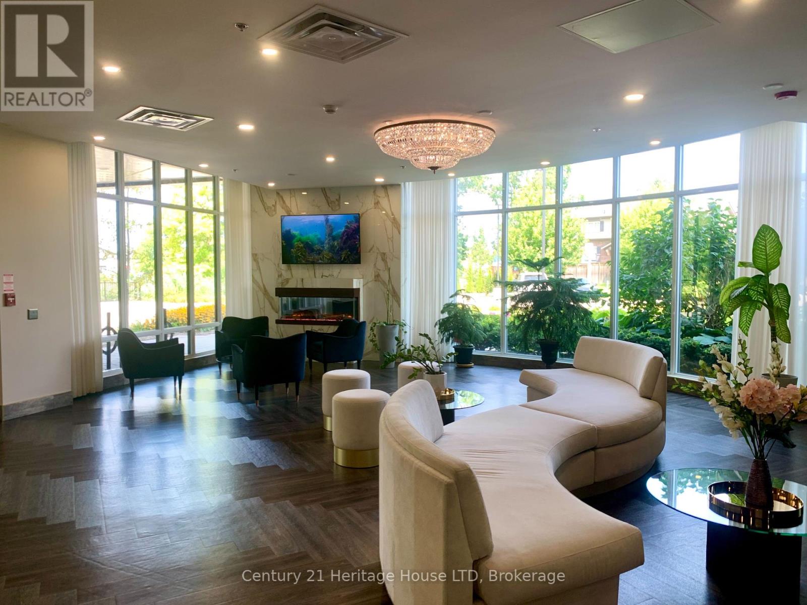 Photo 7 of 716 7711 Green Vista Gate, Niagara Falls ON