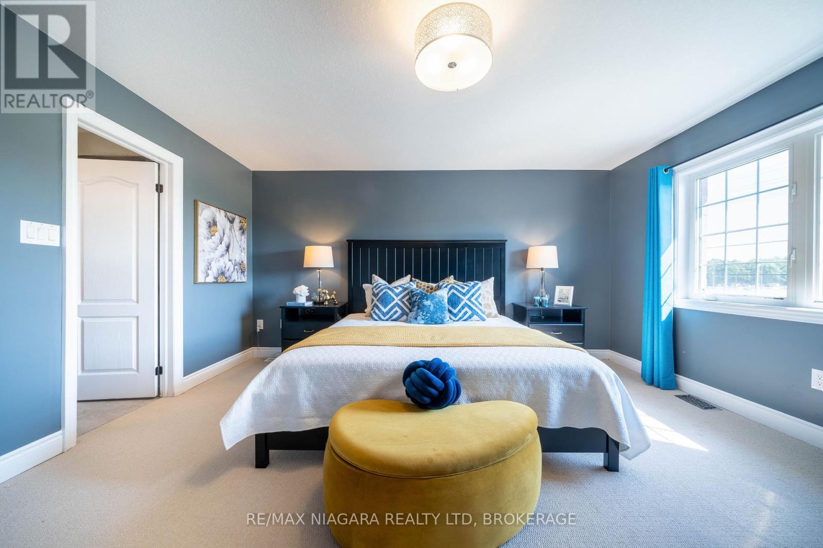 Photo 24 of 8285 Elderberry Drive, Niagara Falls ON
