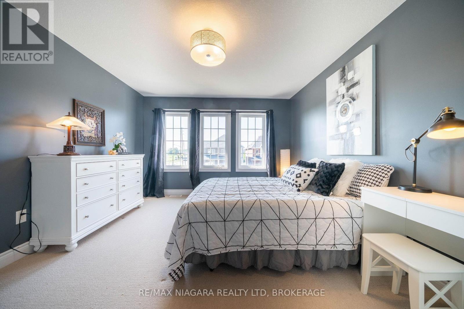 Photo 34 of 8285 Elderberry Drive, Niagara Falls ON