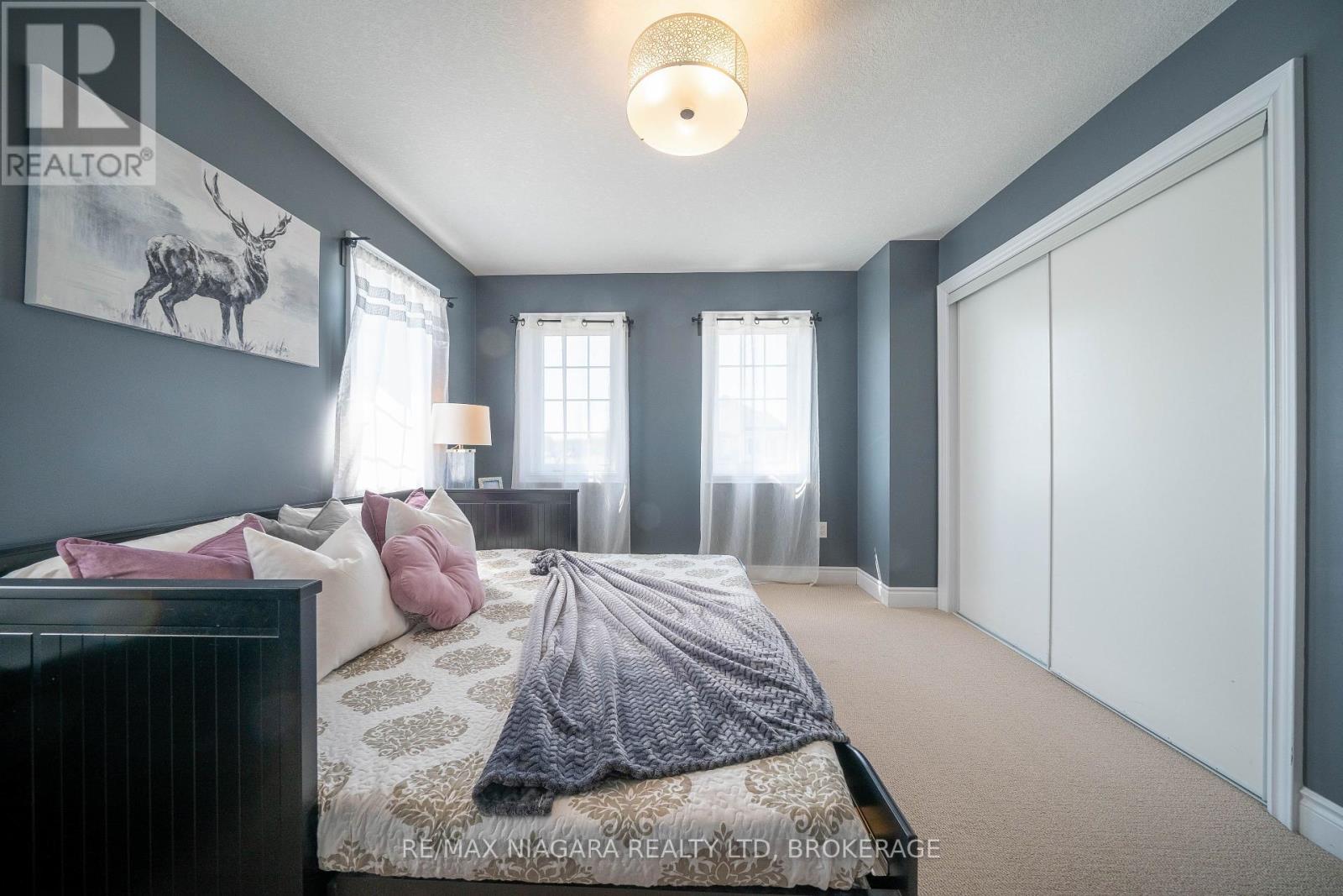 Photo 38 of 8285 Elderberry Drive, Niagara Falls ON
