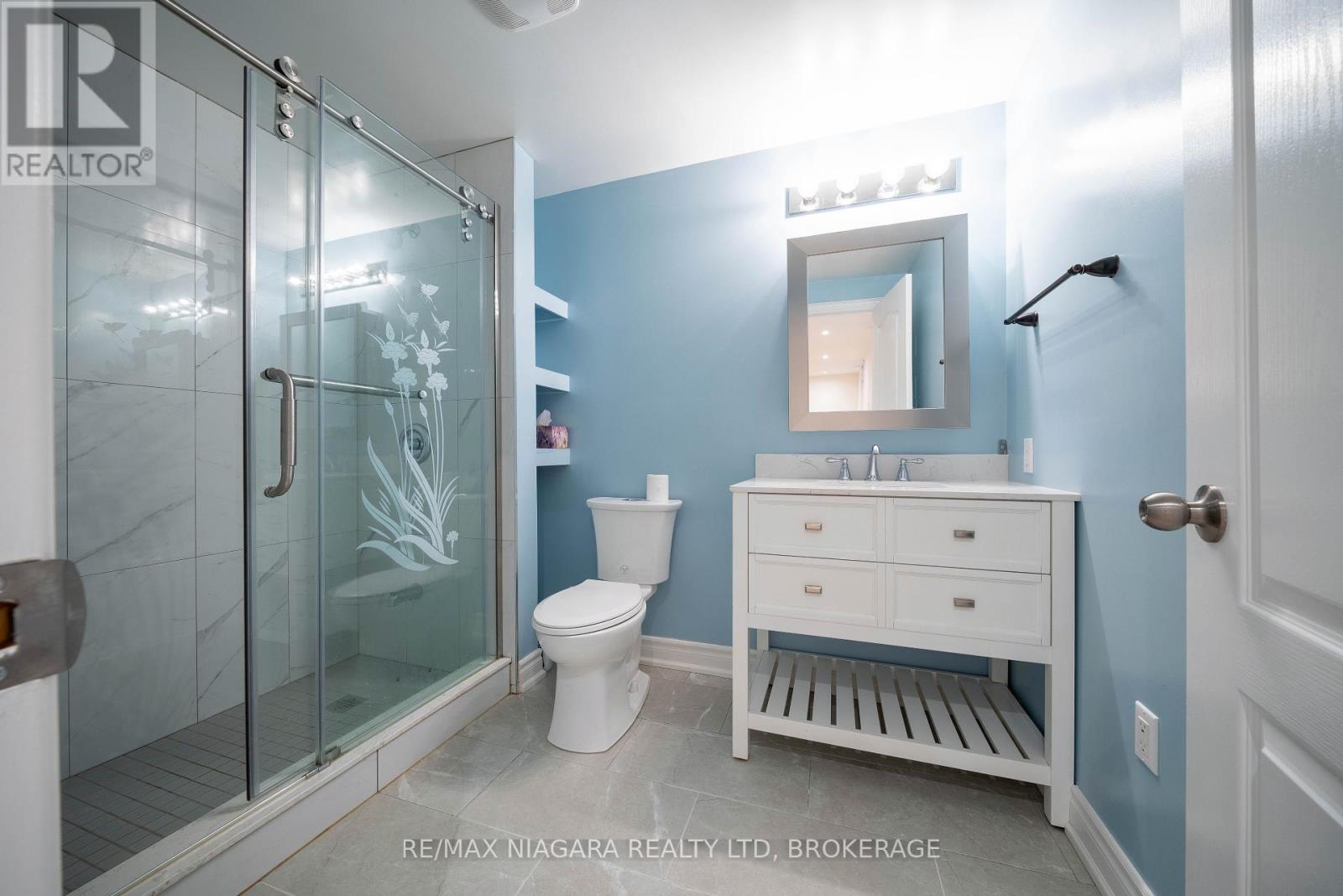 Photo 44 of 8285 Elderberry Drive, Niagara Falls ON