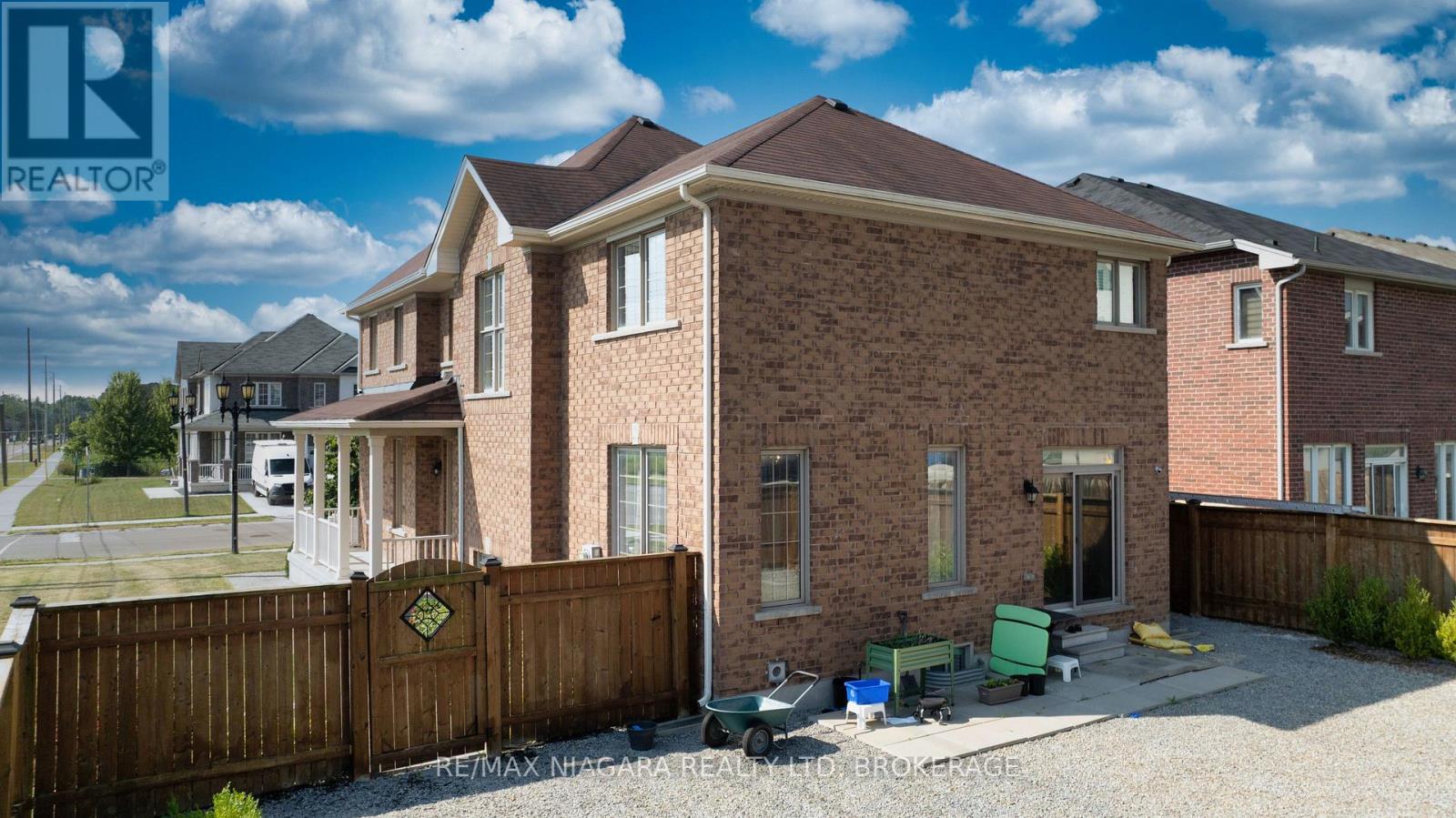 Photo 49 of 8285 Elderberry Drive, Niagara Falls ON