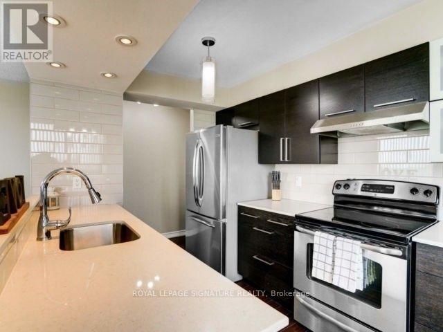 Photo 12 of 811 3 Hickory Tree Road, Toronto ON