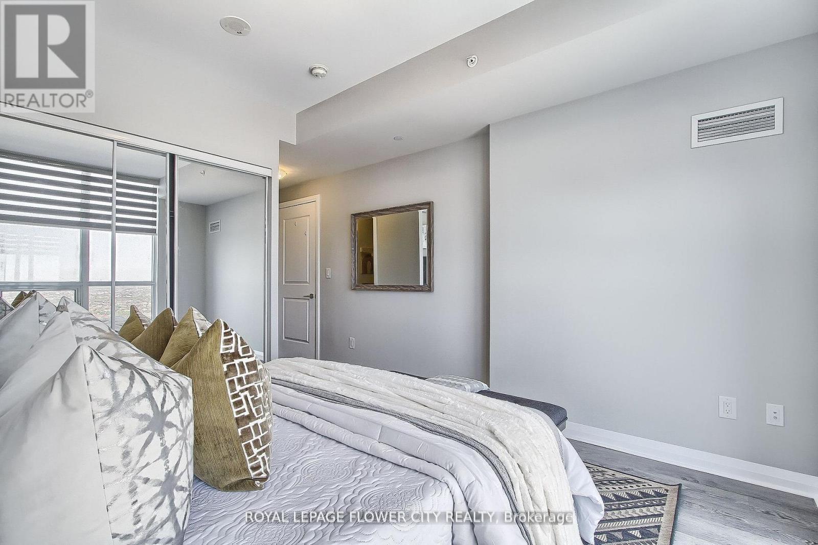 Photo 30 of 2401 5025 Four Springs Avenue S, Mississauga ON