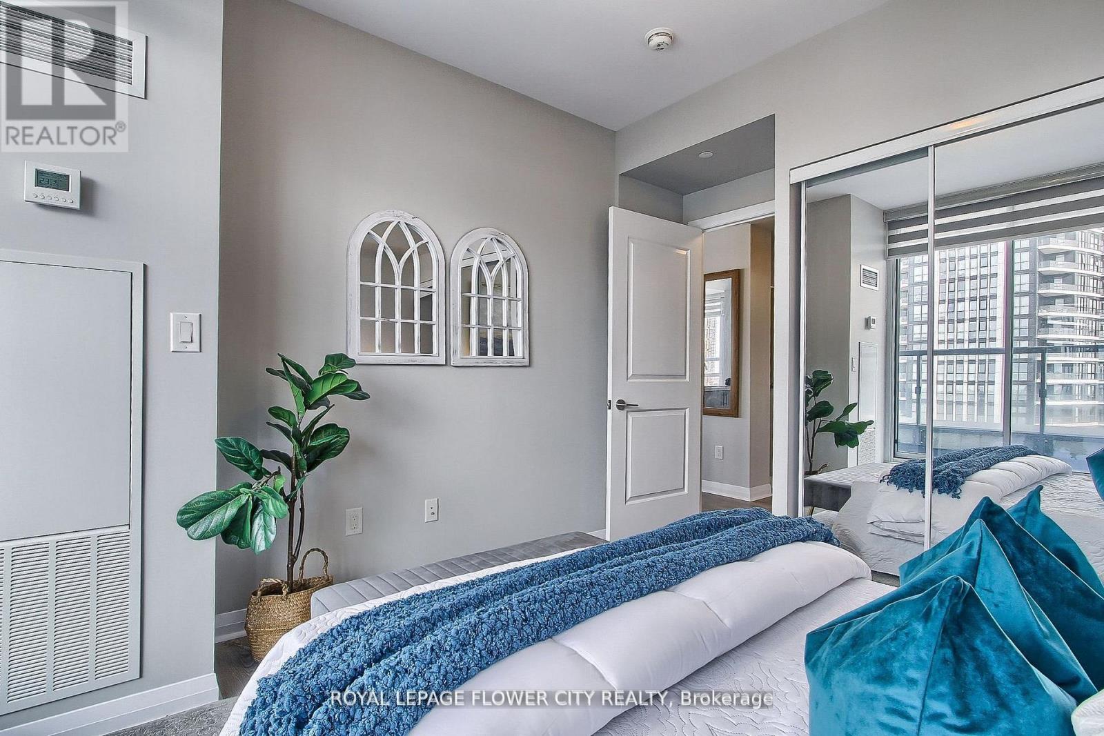 Photo 33 of 2401 5025 Four Springs Avenue S, Mississauga ON