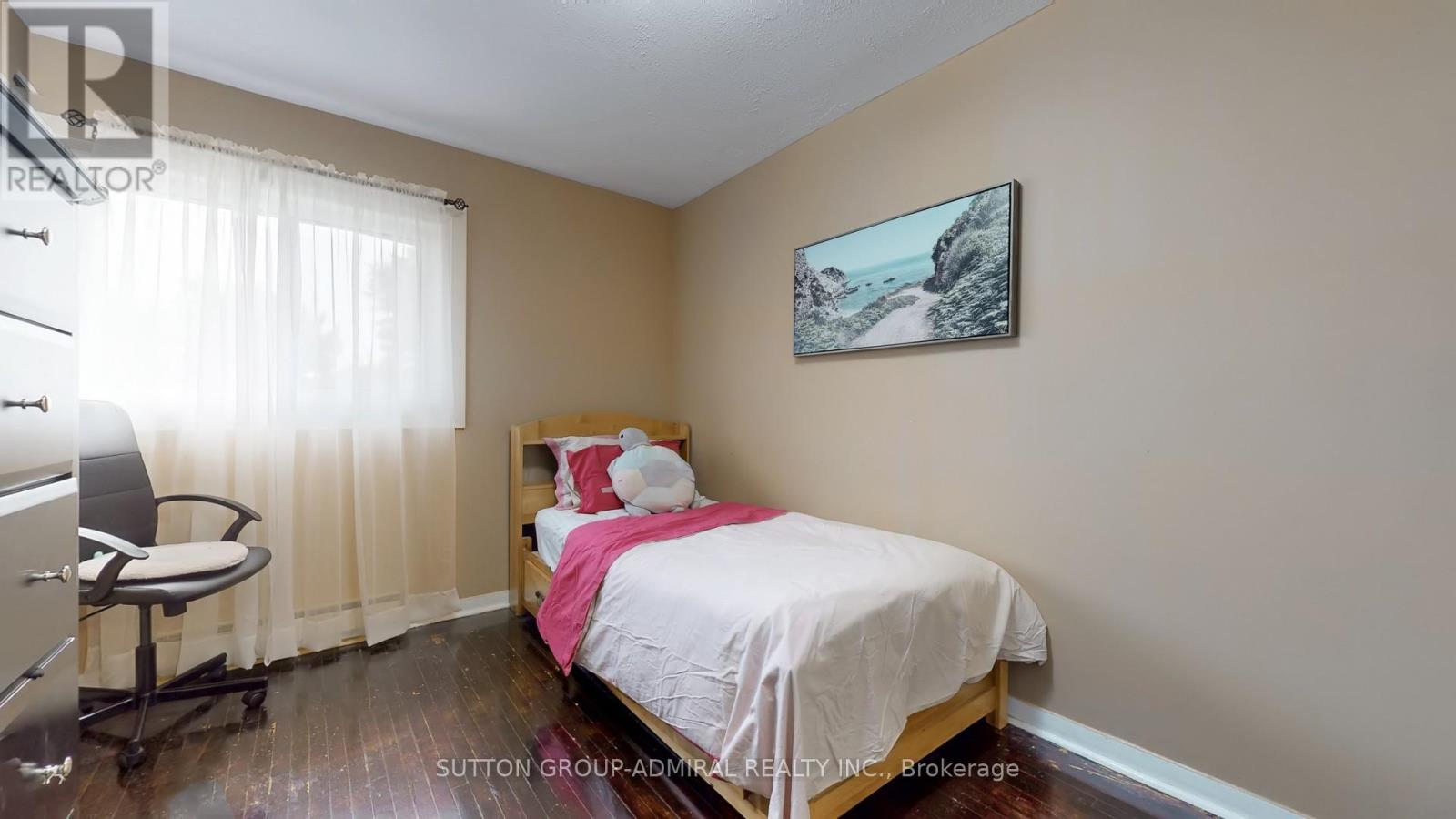 Photo 22 of 812 22 Tandridge Crescent, Toronto ON