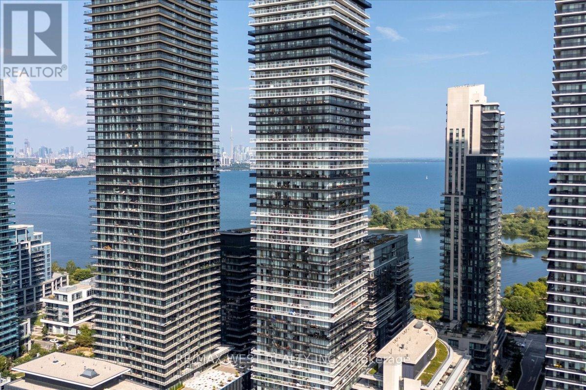 Photo 1 of 1603 56 Annie Craig Drive, Toronto ON