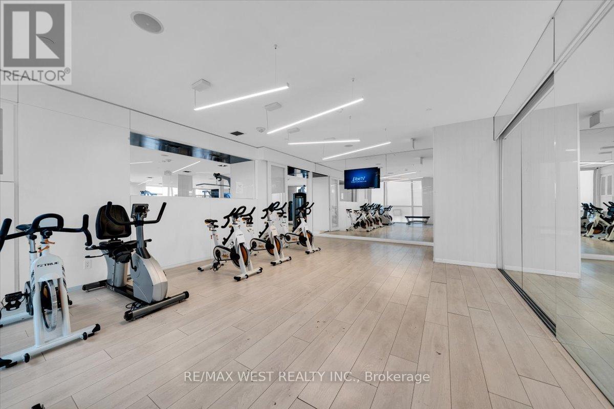 Photo 26 of 1603 56 Annie Craig Drive, Toronto ON