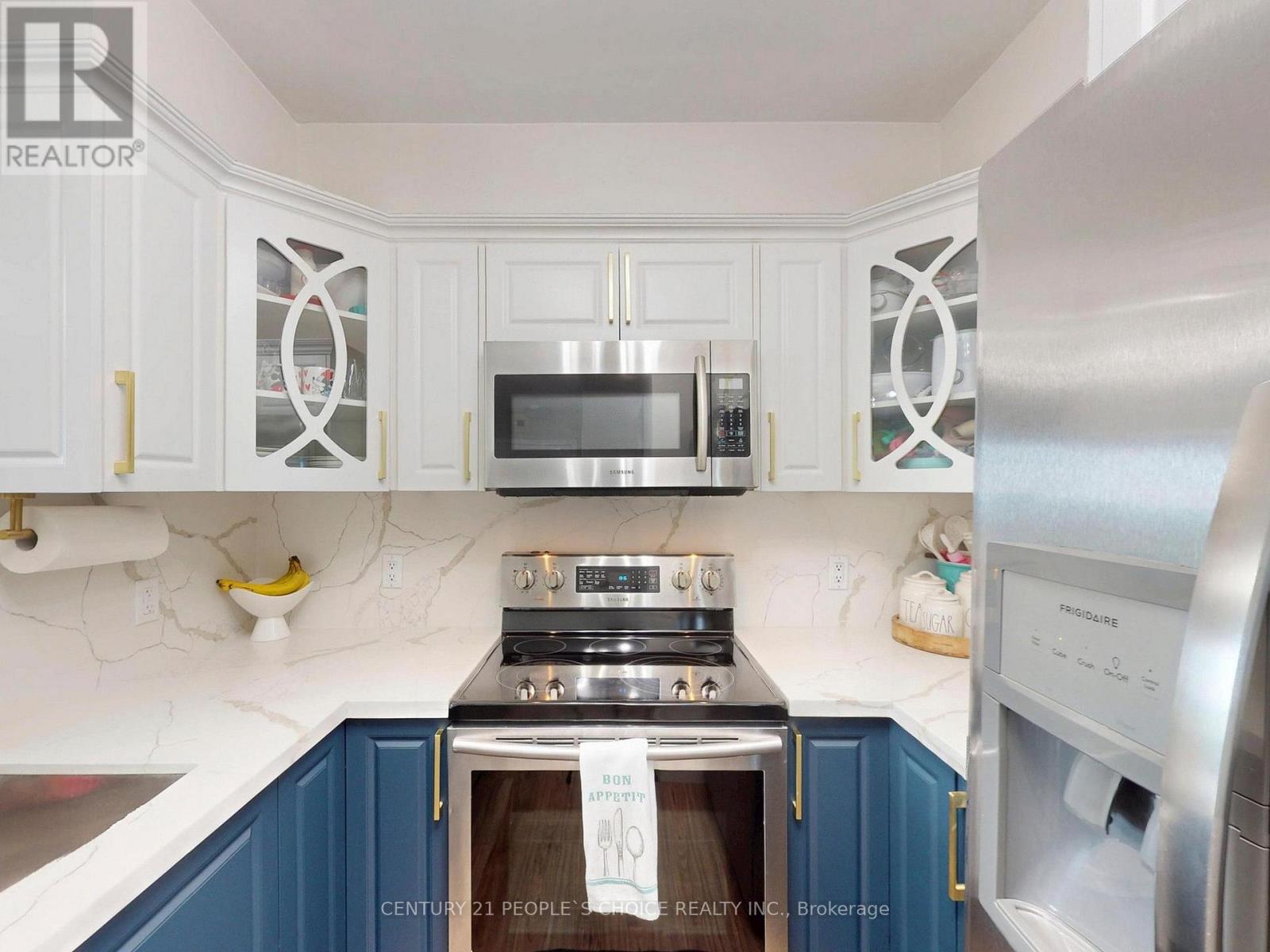 Photo 16 of 1107 4879 Kimbermount Avenue, Mississauga ON