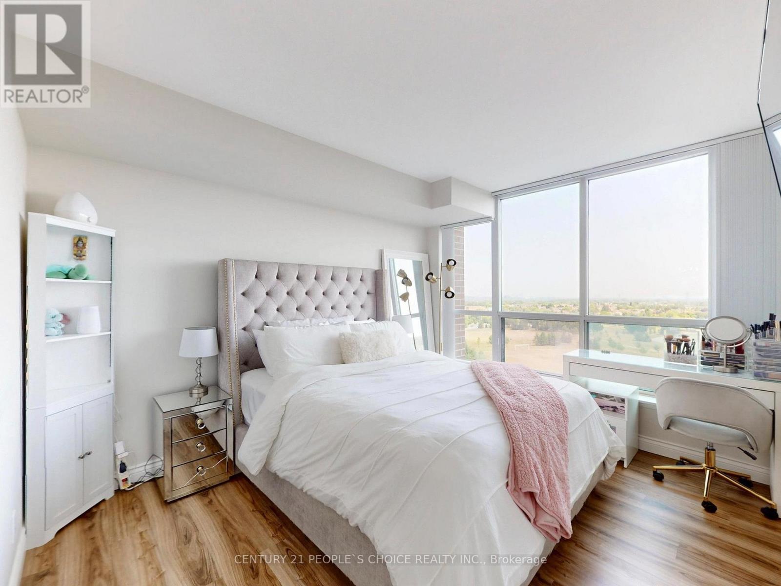 Photo 17 of 1107 4879 Kimbermount Avenue, Mississauga ON