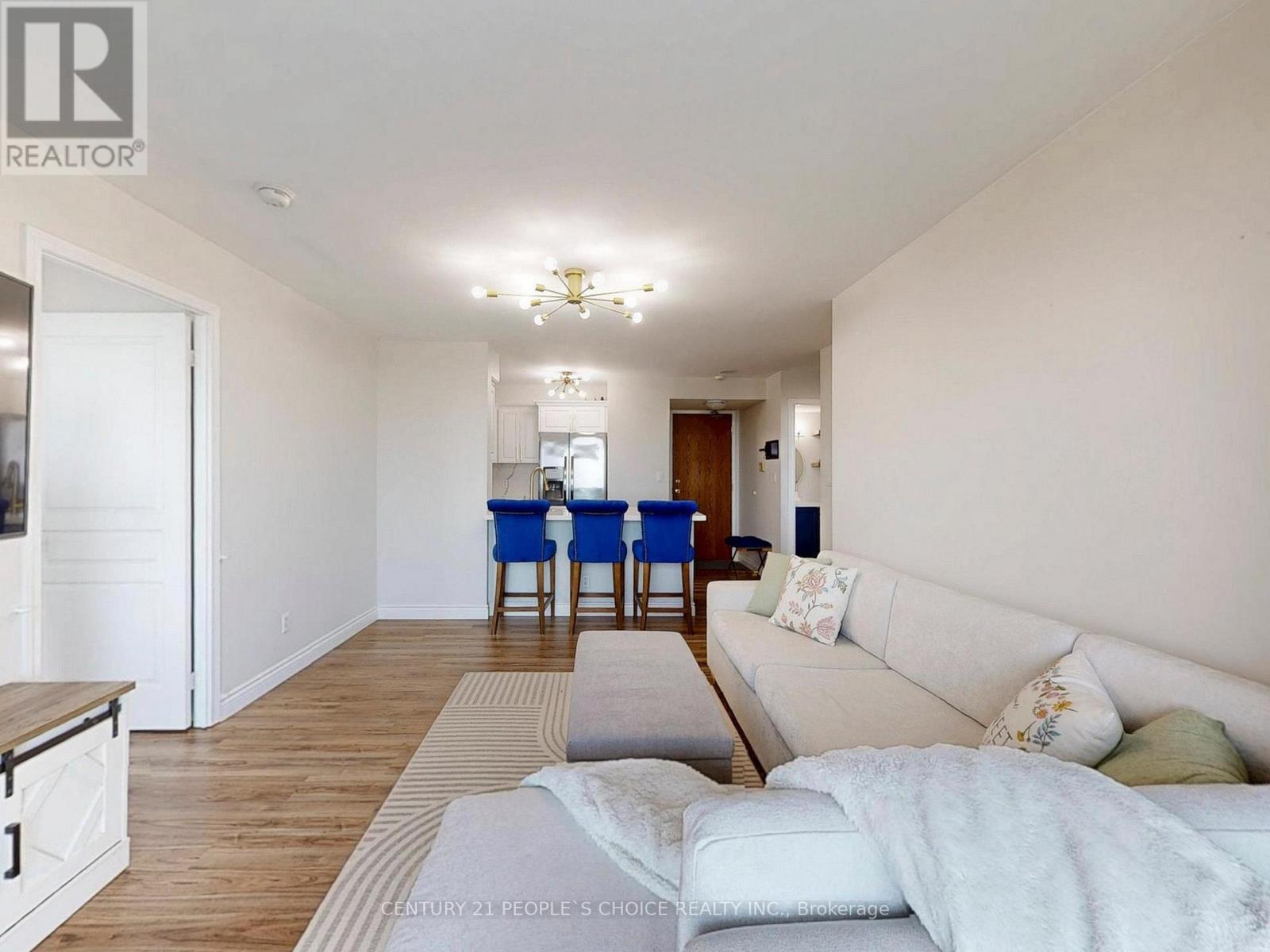 Photo 9 of 1107 4879 Kimbermount Avenue, Mississauga ON