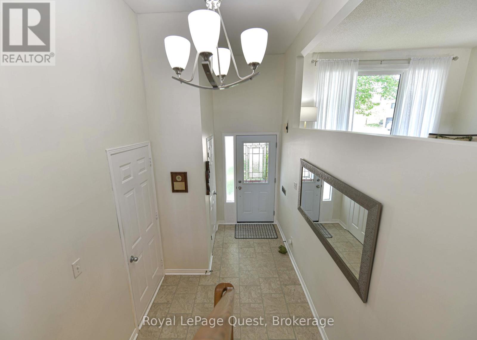Photo 11 of 4 Chestnut Place, Orillia ON