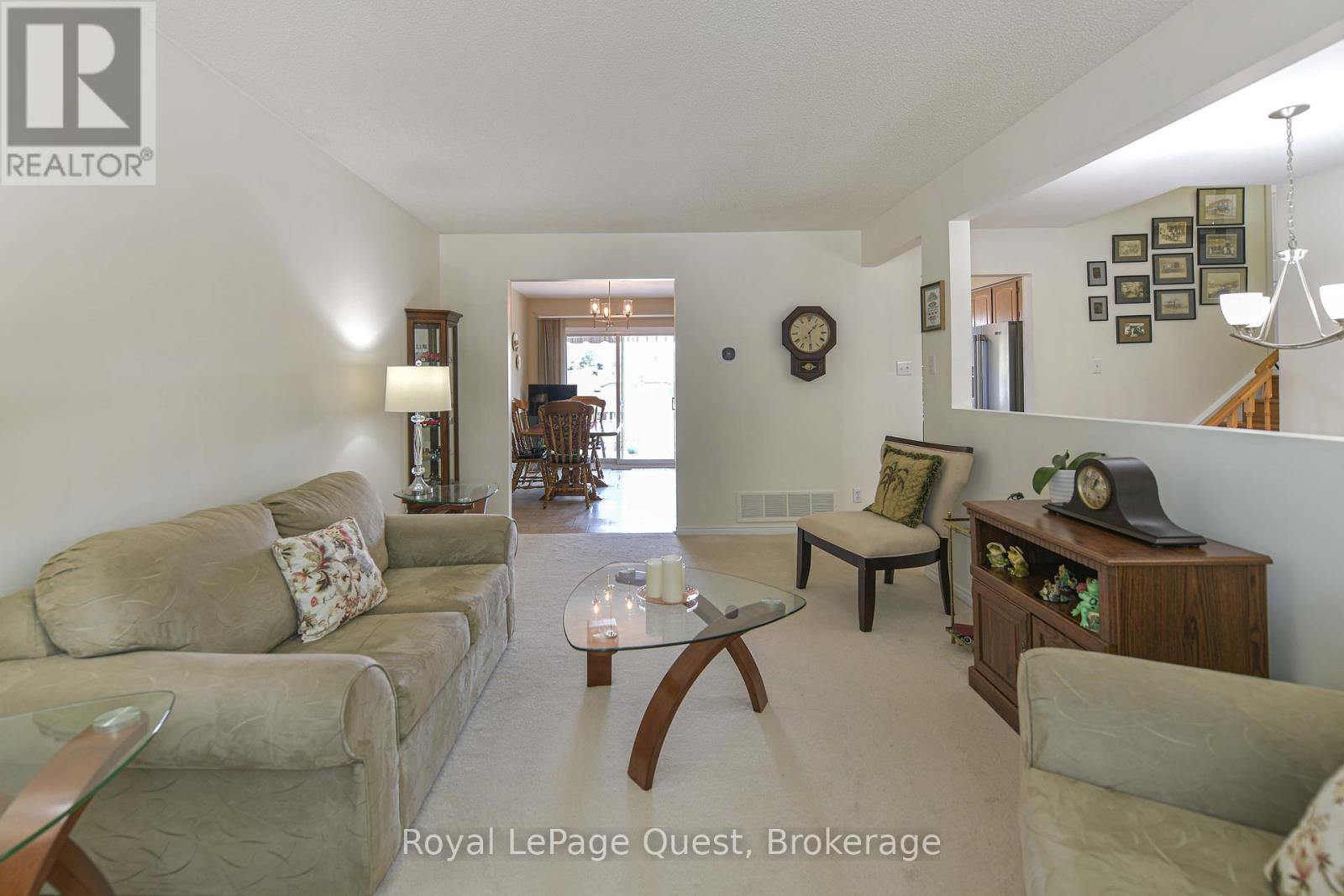 Photo 14 of 4 Chestnut Place, Orillia ON