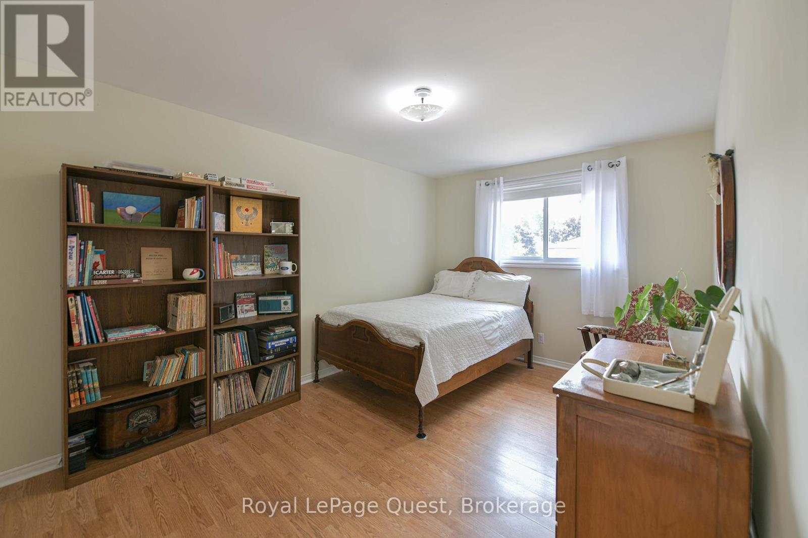 Photo 20 of 4 Chestnut Place, Orillia ON
