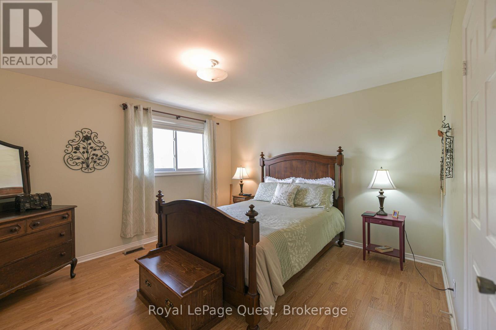 Photo 22 of 4 Chestnut Place, Orillia ON