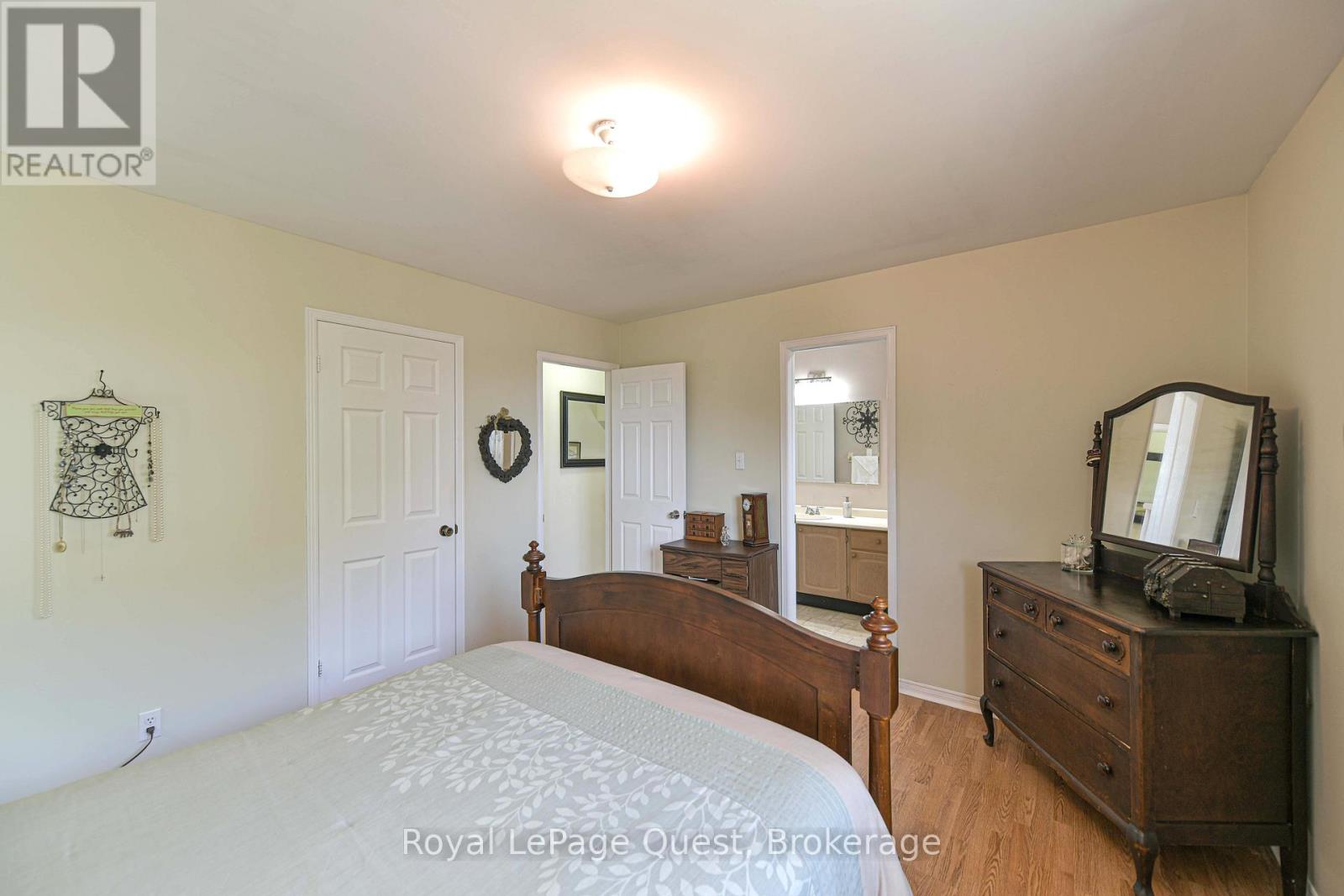 Photo 23 of 4 Chestnut Place, Orillia ON