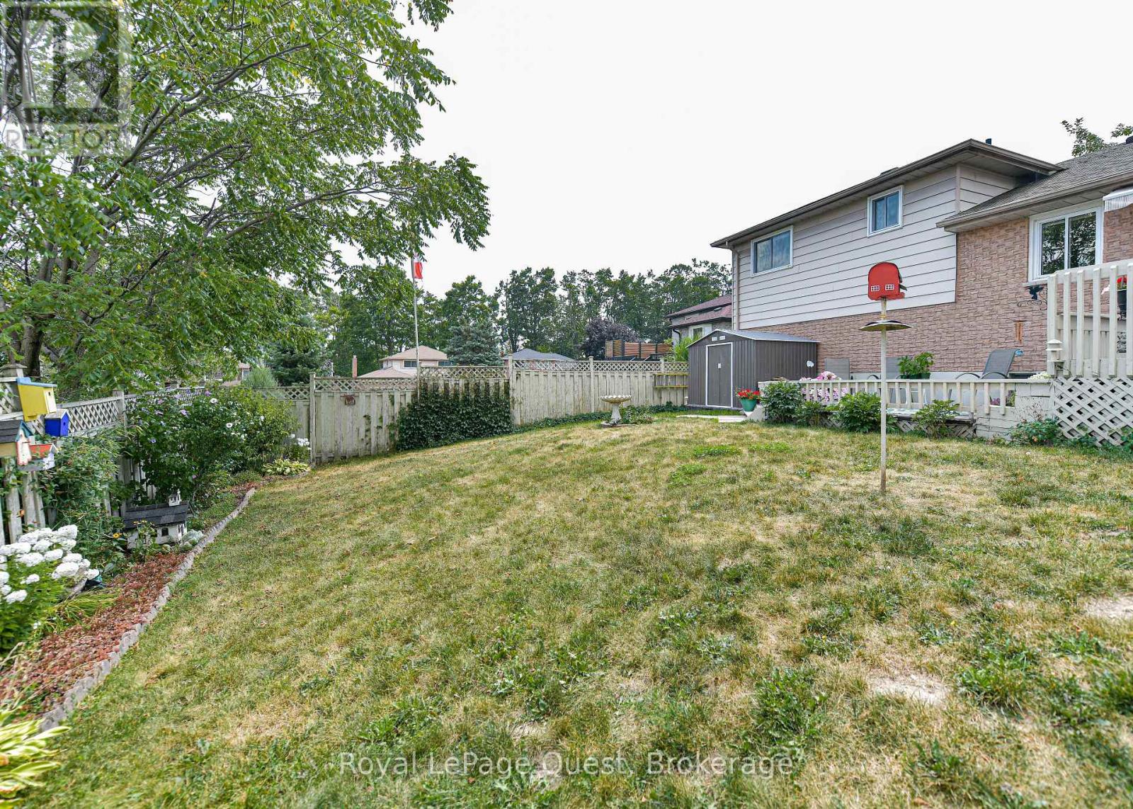 Photo 3 of 4 Chestnut Place, Orillia ON