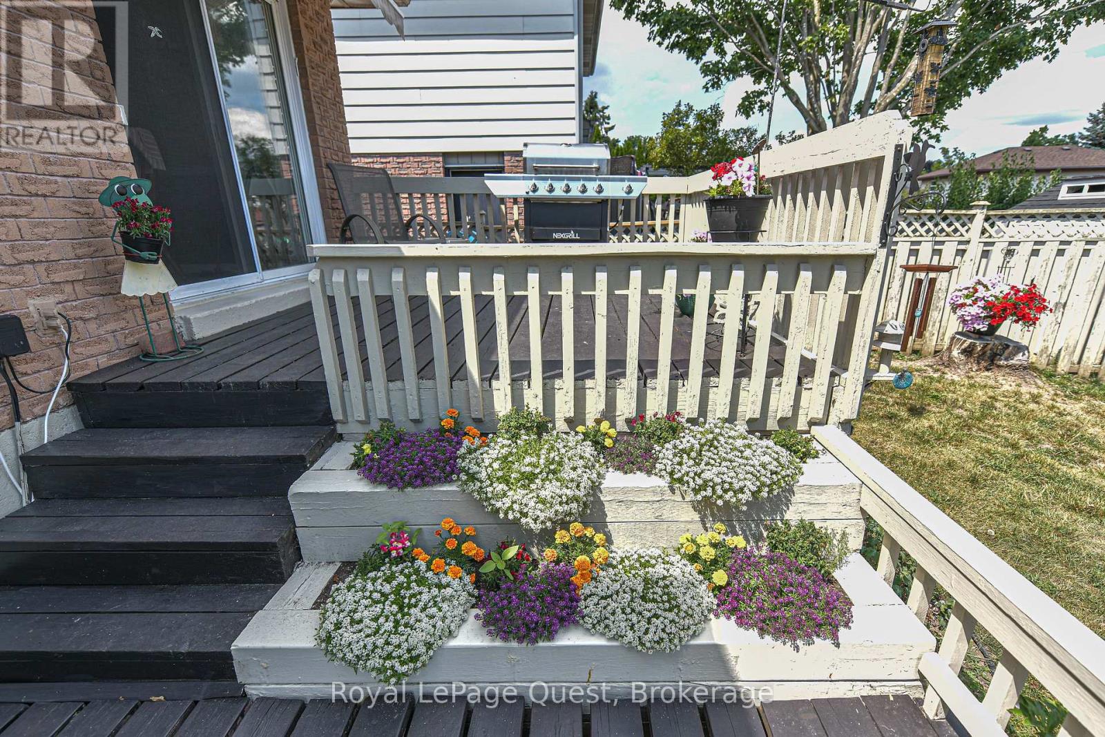 Photo 6 of 4 Chestnut Place, Orillia ON