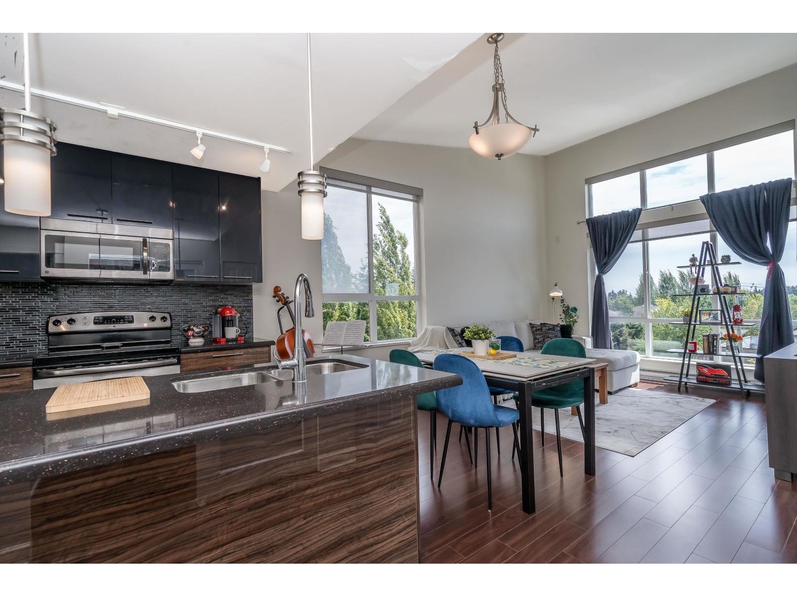 Photo 7 of 401 12039 64 Avenue, Surrey BC