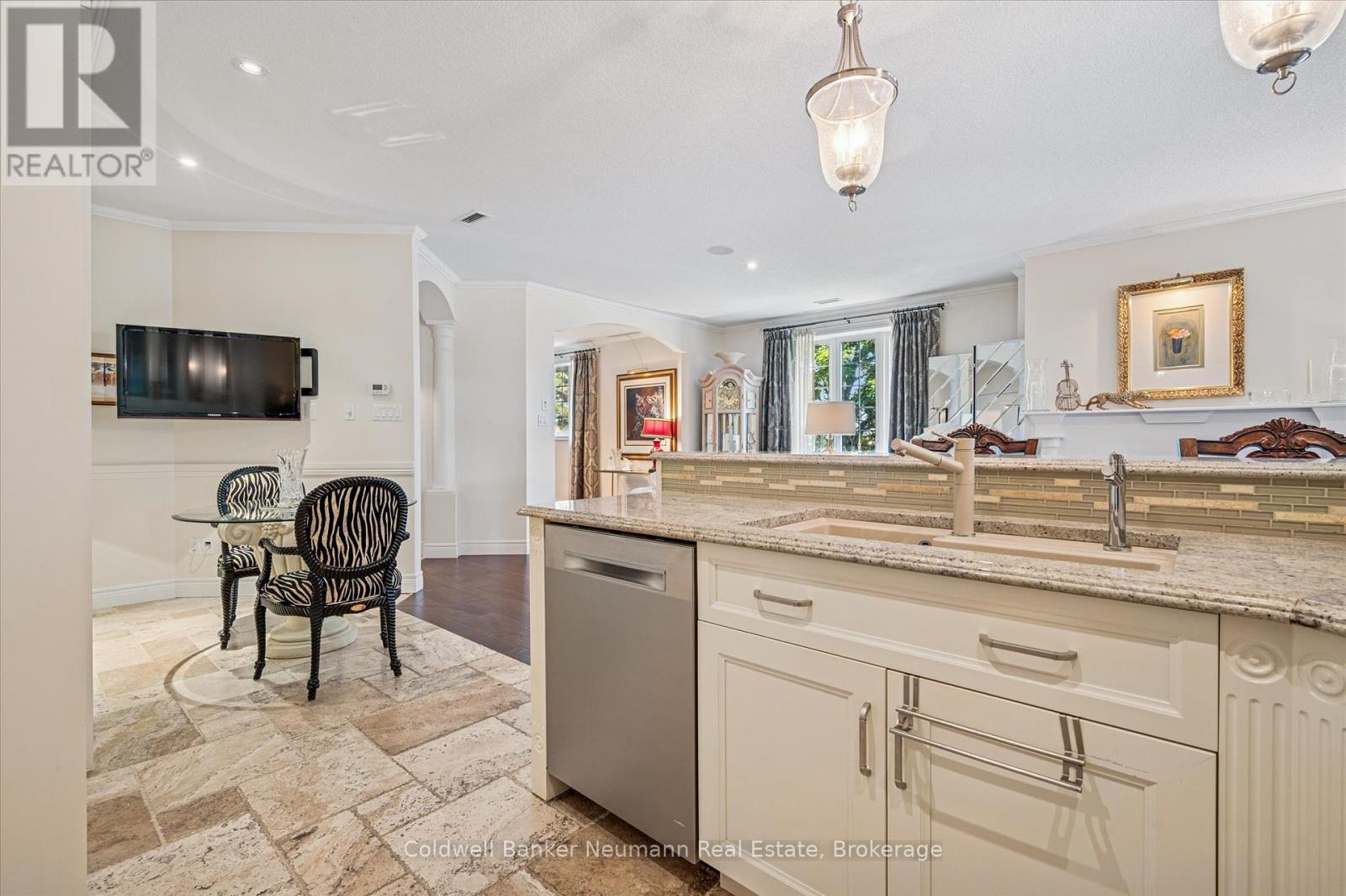 Photo 29 of 20 255 Summerfield Drive, Guelph ON