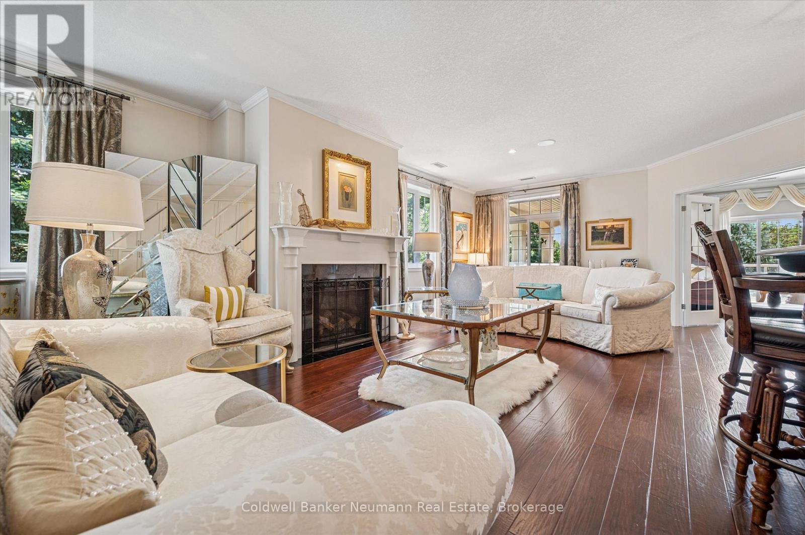 Photo 6 of 20 255 Summerfield Drive, Guelph ON