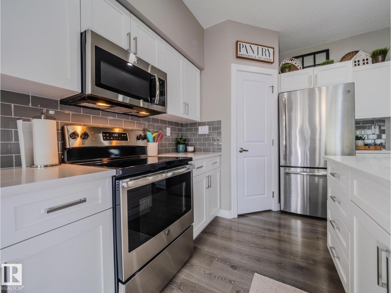 Photo 20 of 4420 5 St Nw Nw, Edmonton AB