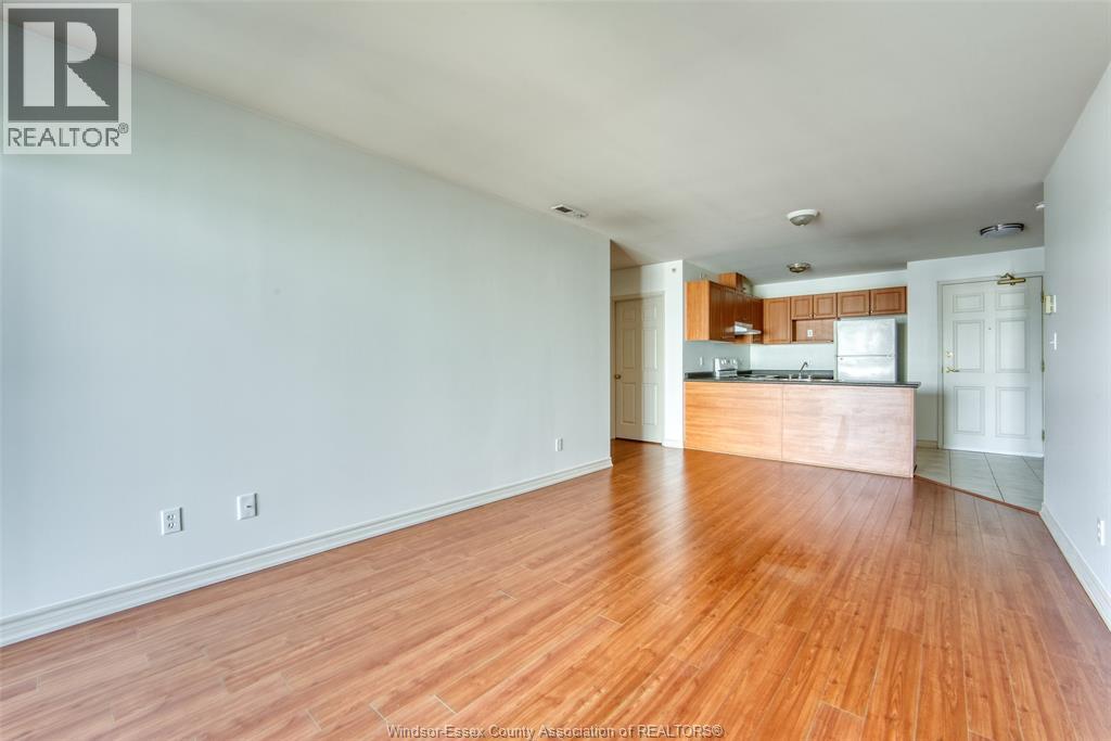 Photo 4 of 2650 Sandwich West Parkway Unit 411, Lasalle ON