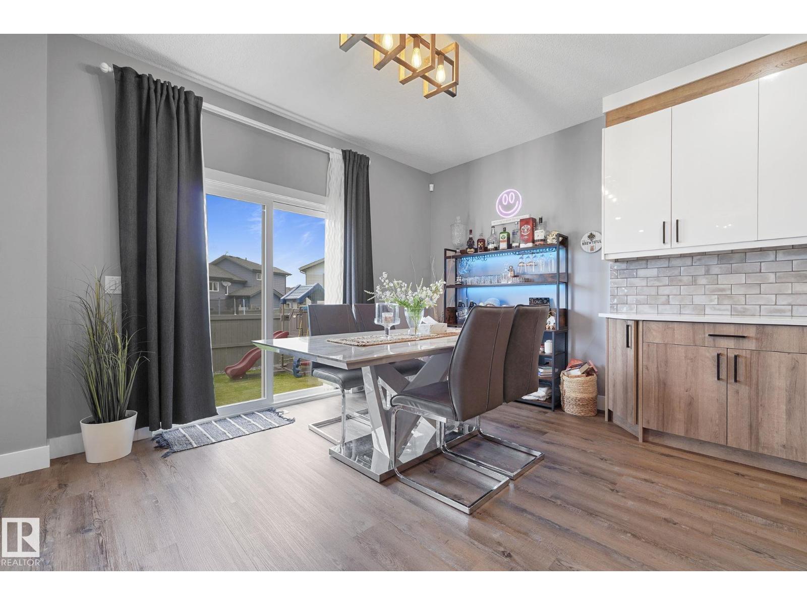 Photo 49 of 5262 47 Av, Calmar AB