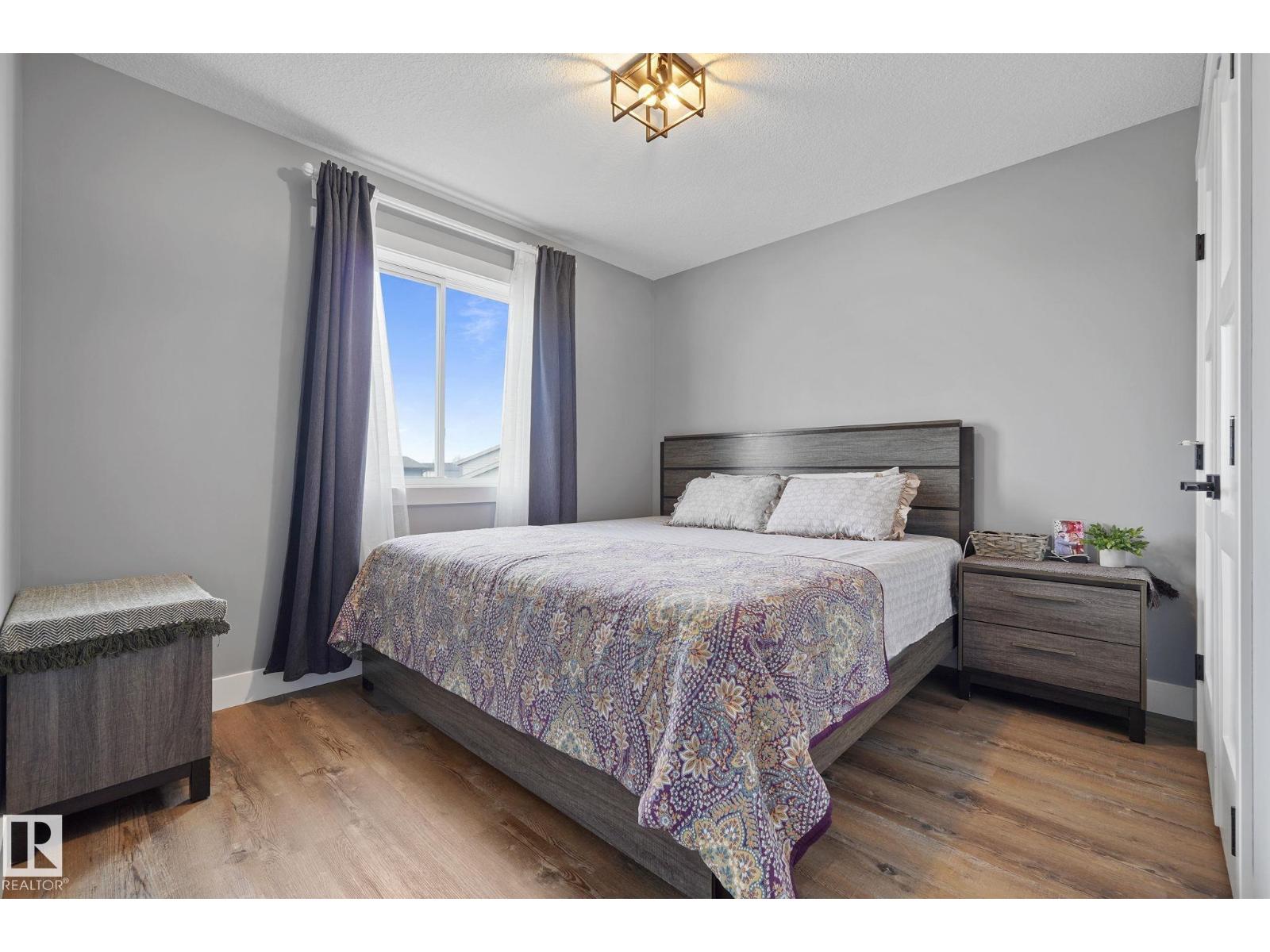 Photo 47 of 5262 47 Av, Calmar AB
