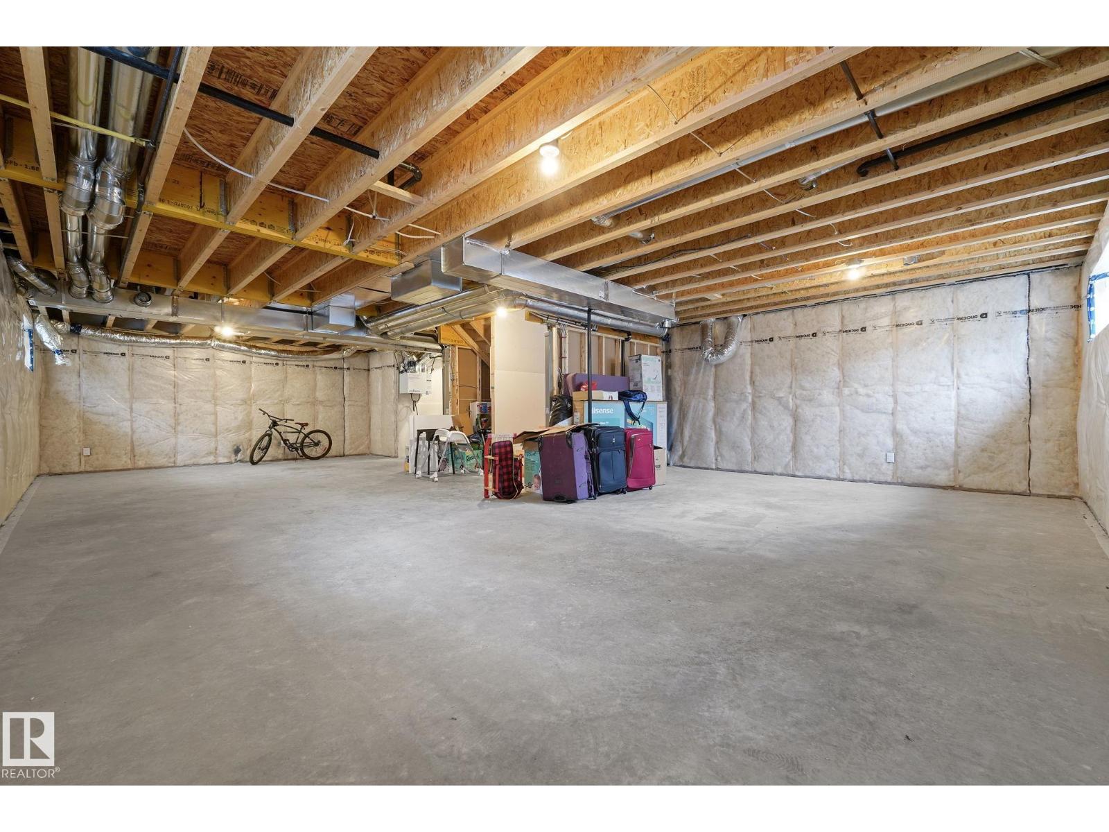 Photo 15 of 5262 47 Av, Calmar AB