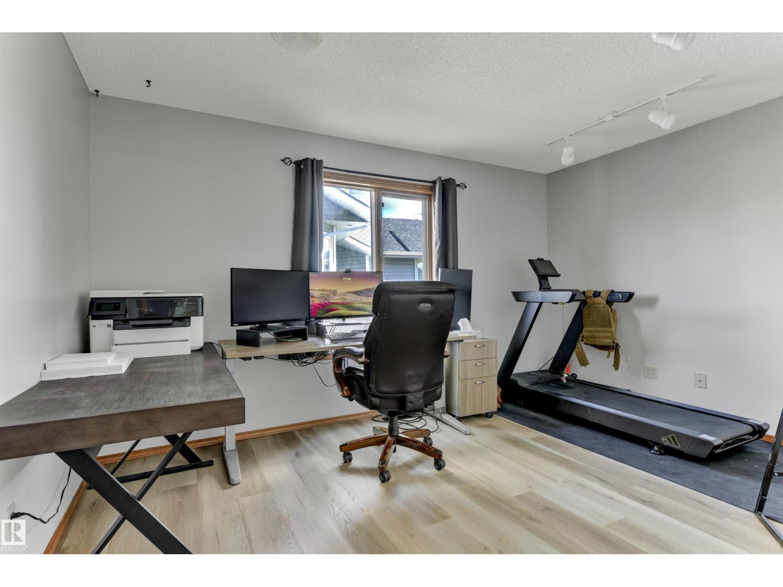 Photo 16 of 15240 59 A St Nw, Edmonton AB