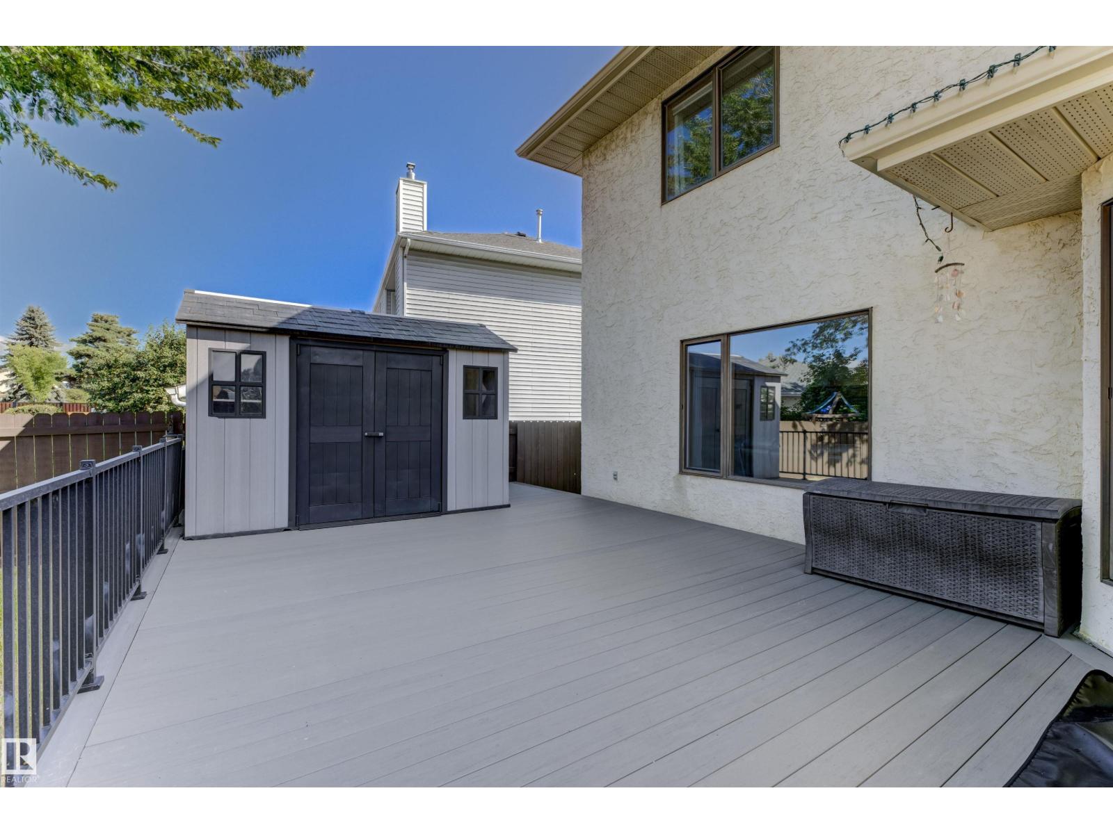 Photo 5 of 15240 59 A St Nw, Edmonton AB