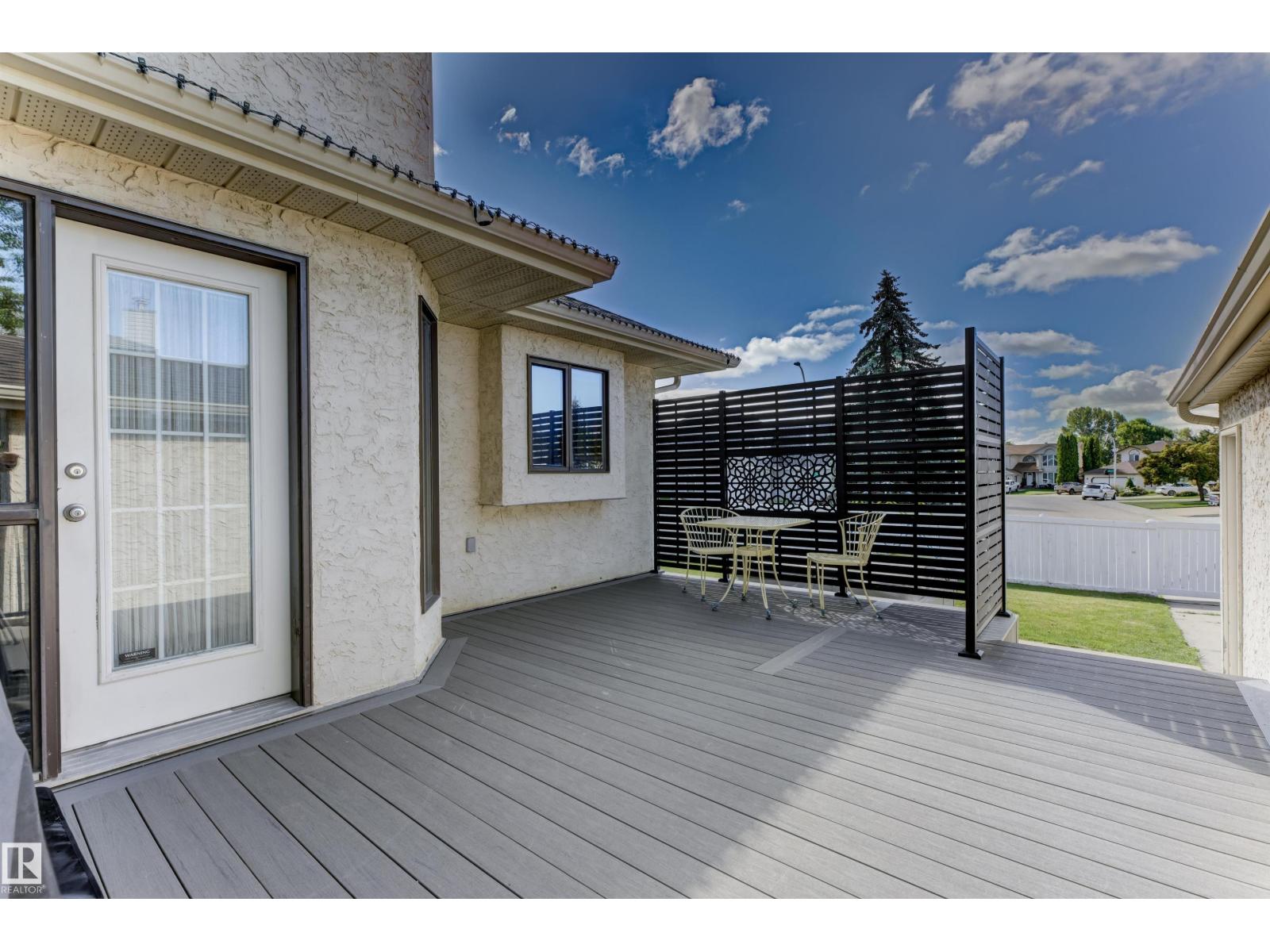 Photo 6 of 15240 59 A St Nw, Edmonton AB