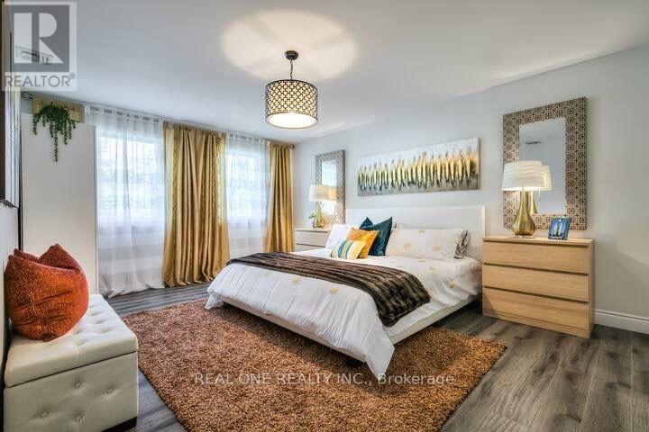 Photo 13 of 25 Tumbleweed Road, Toronto ON