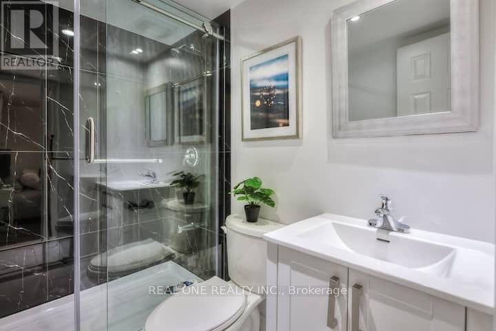 Photo 30 of 25 Tumbleweed Road, Toronto ON