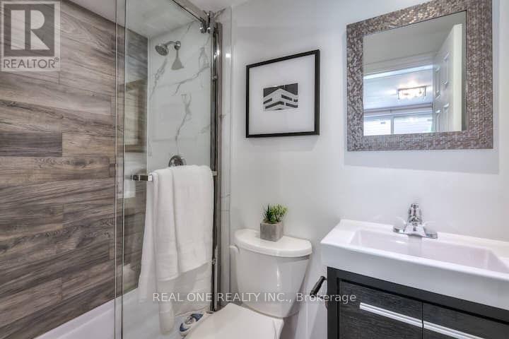 Photo 32 of 25 Tumbleweed Road, Toronto ON