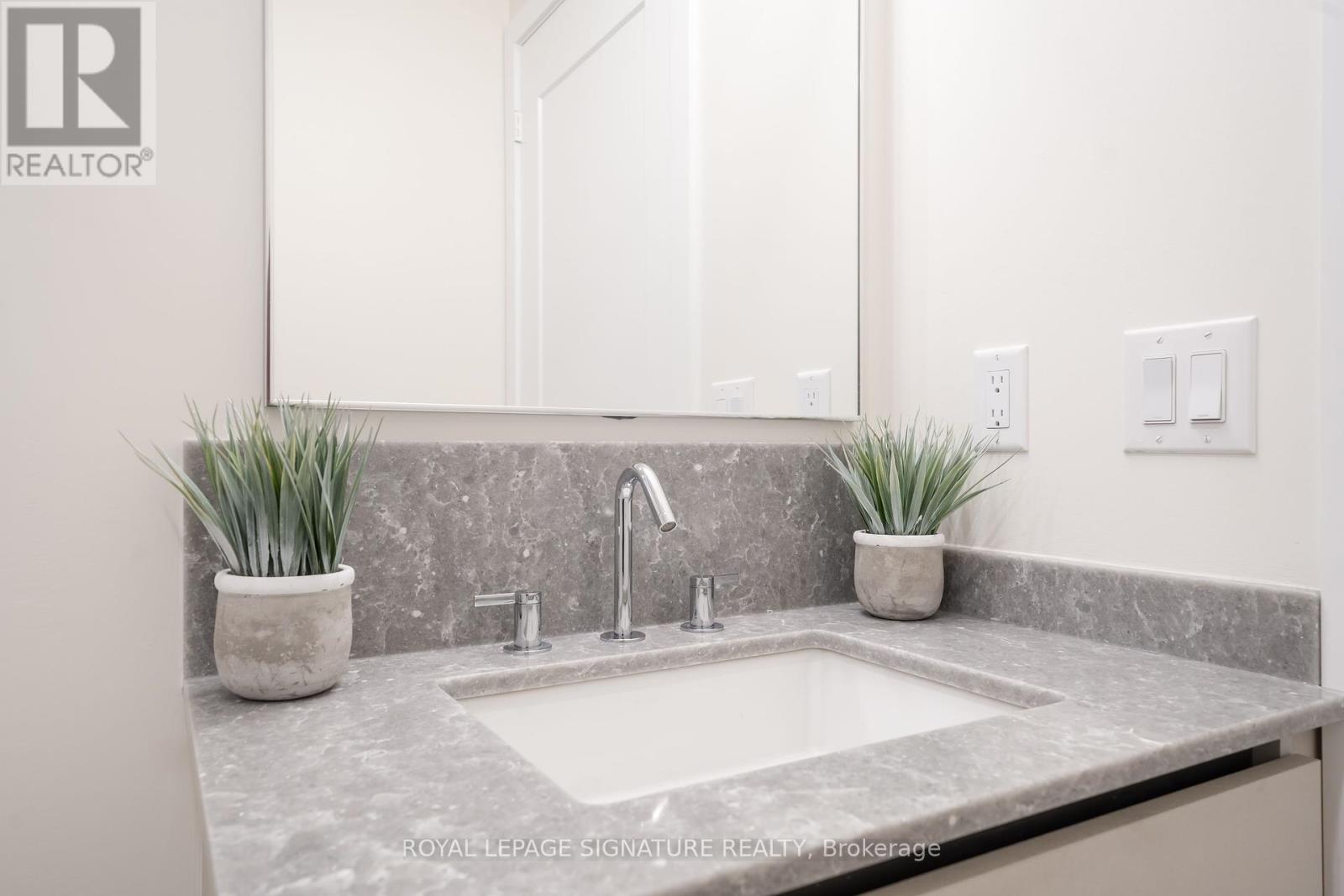 Photo 17 of 5402 28 Freeland Street, Toronto ON