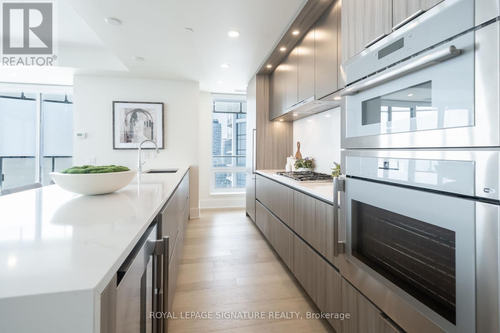 Photo 5 of 5402 28 Freeland Street, Toronto ON