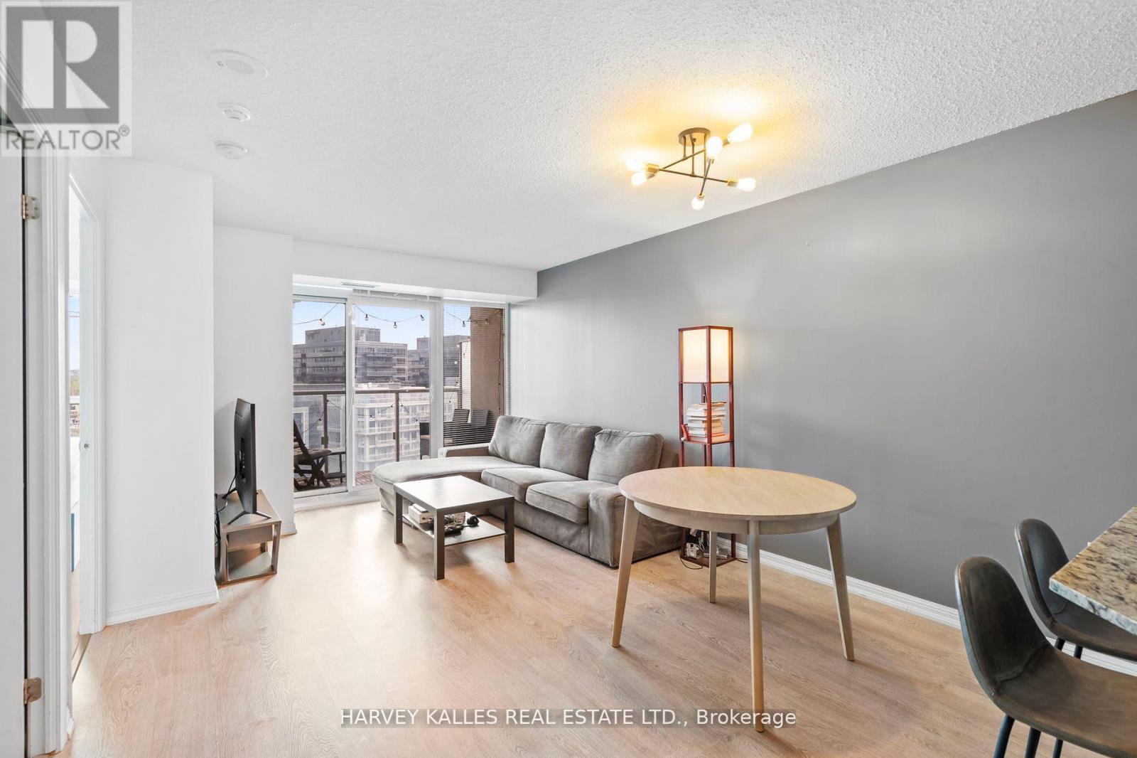 Photo 11 of 1316 125 Western Battery Road, Toronto ON