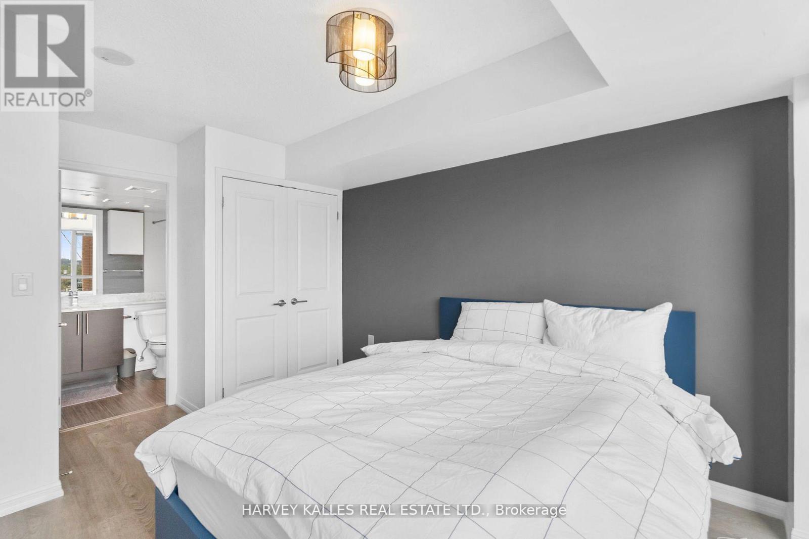 Photo 19 of 1316 125 Western Battery Road, Toronto ON