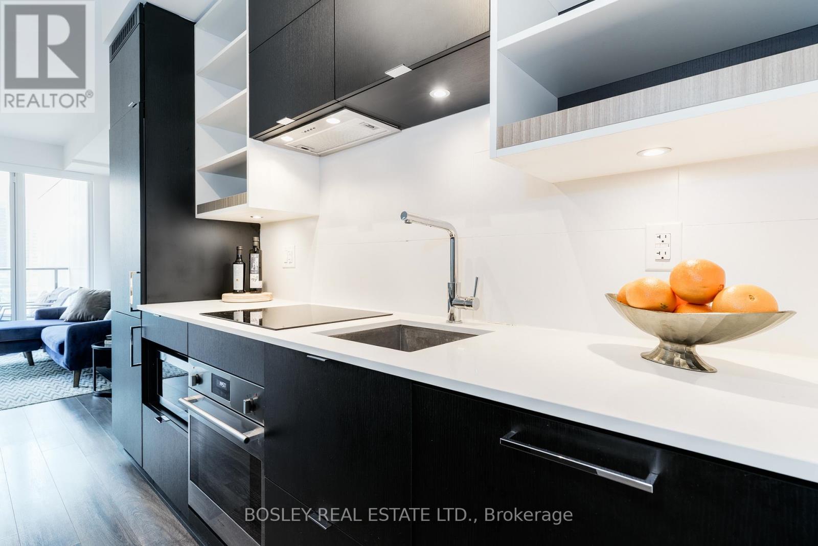 Photo 10 of 1509 20 Edward Street, Toronto ON