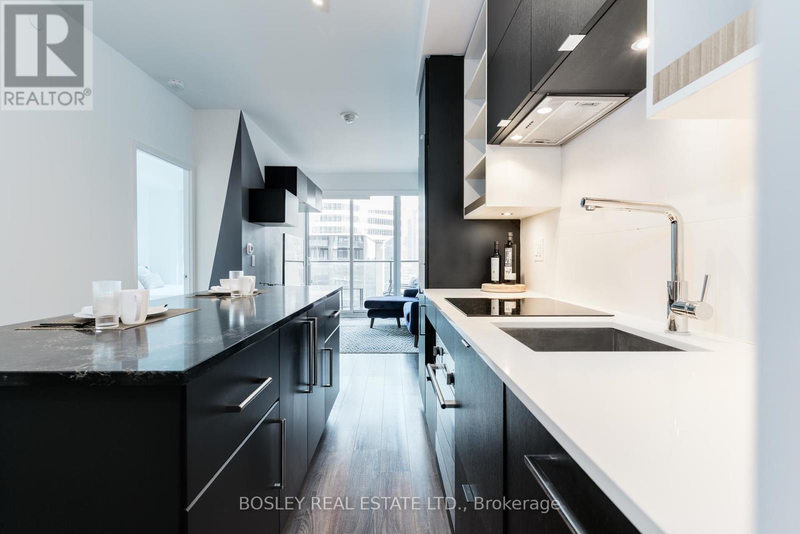 Photo 11 of 1509 20 Edward Street, Toronto ON