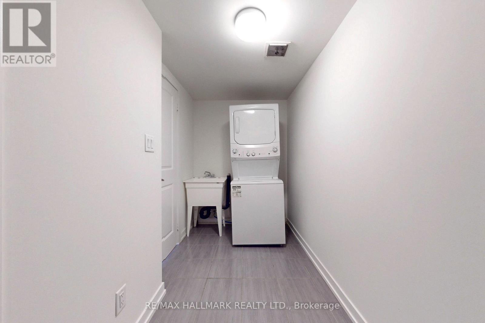 Photo 29 of 134 Brockley Drive, Toronto ON