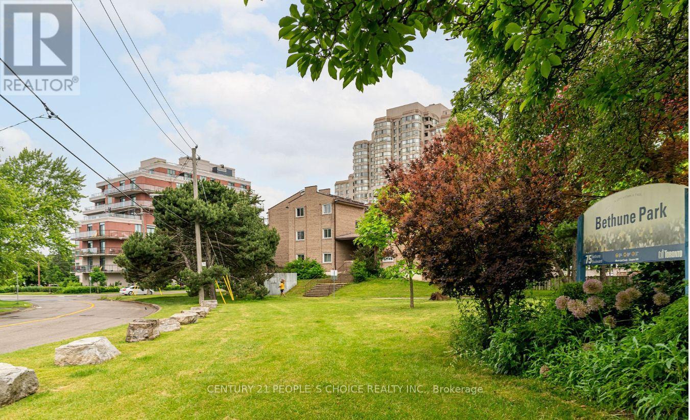 Photo 4 of 602 3655 Kingston Road, Toronto ON